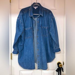 Oversized Denim Boyfriend Shirt: Size 2X